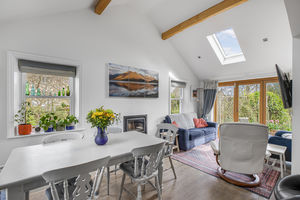 Photo 16- click for photo gallery